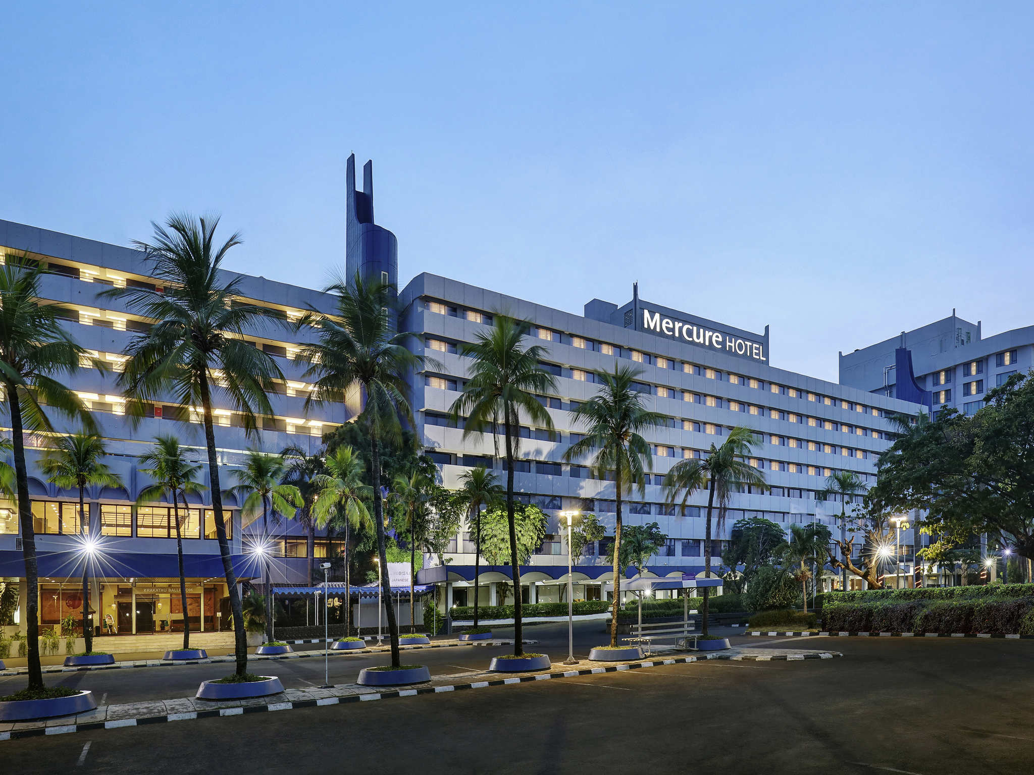 https://www.accorhotels.com/5473